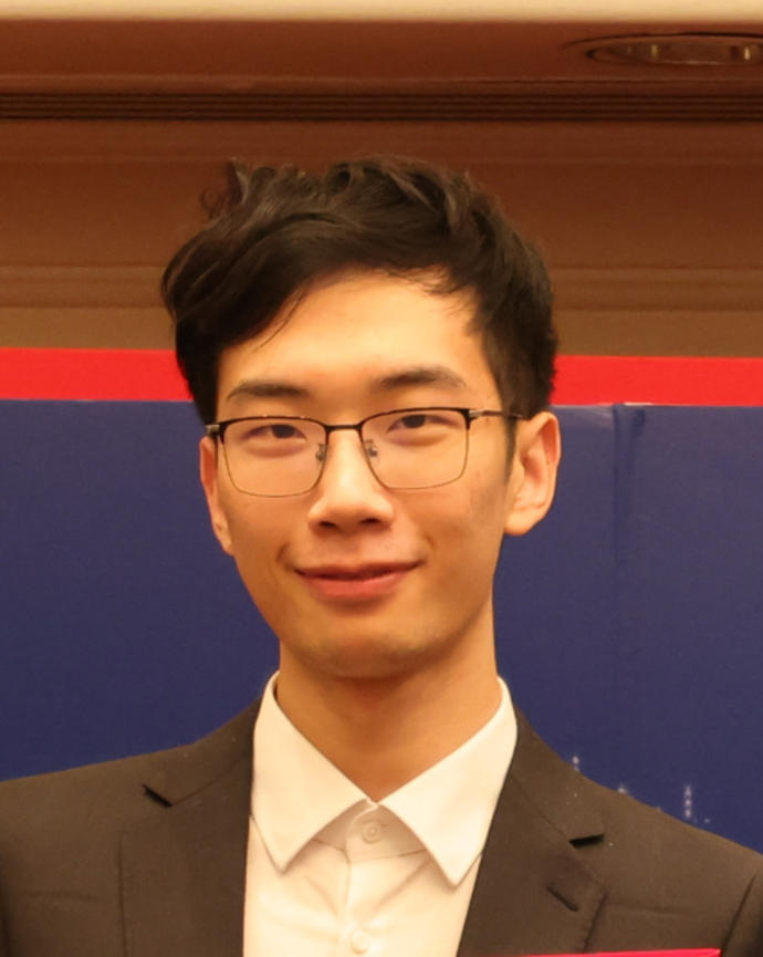 Tong Ge's headshot